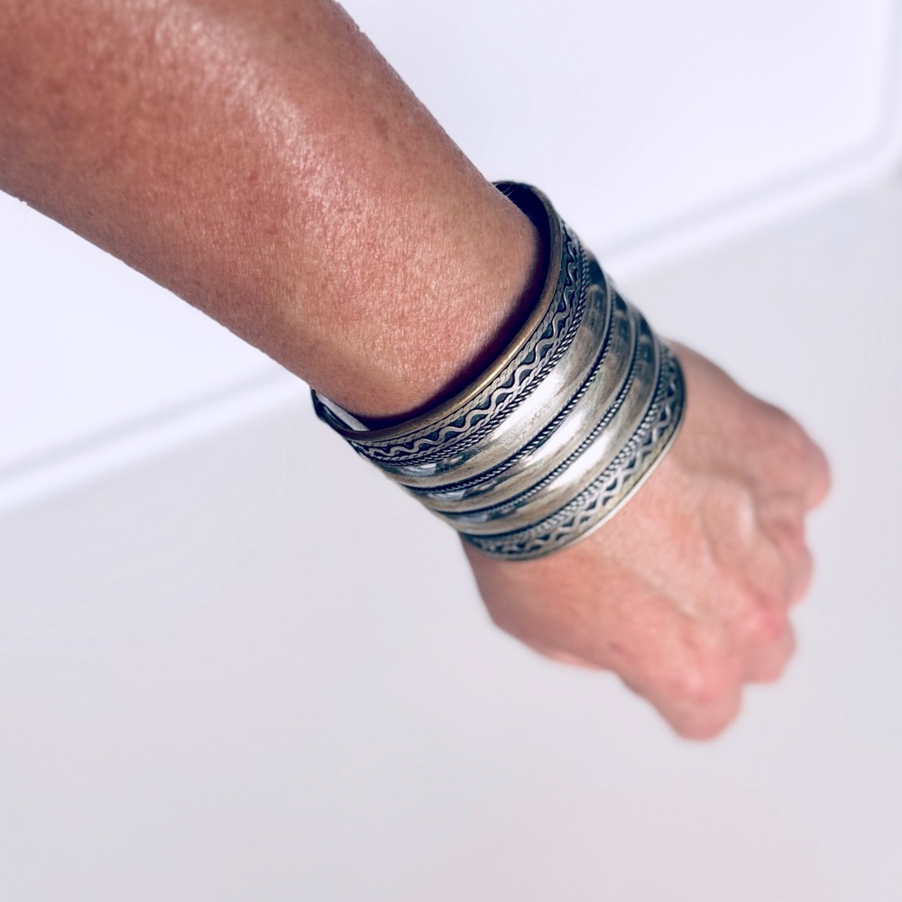 Vintage 3” Boho Silver-Toned Cuff Bracelet - Picture 8 of 14